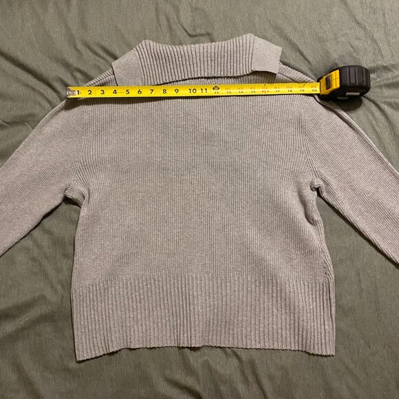 Gray ribbed sweater - Picture 3 of 6